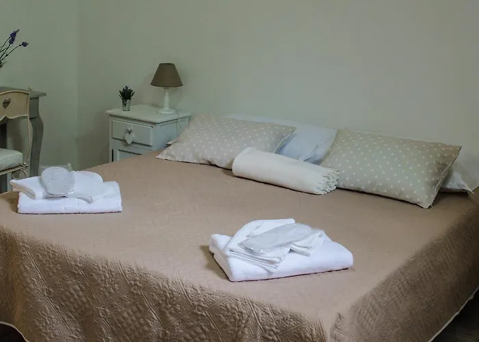 Bed & Breakfast Lady-b 2*