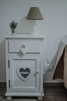 Lady-b Bed & Breakfast 2*